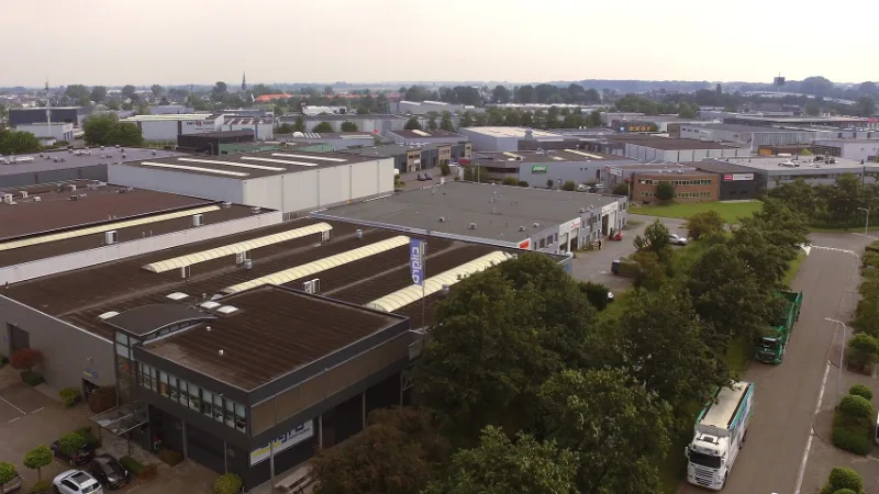 Bedrijfspanden op bedrijventerrein Coenecoop in Waddinxveen.