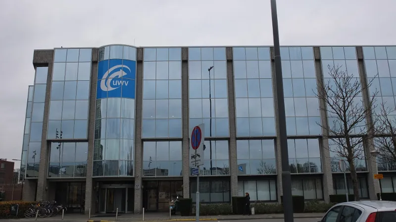 Deel van het UWV-gebouw aan het Chasséveld in Breda.